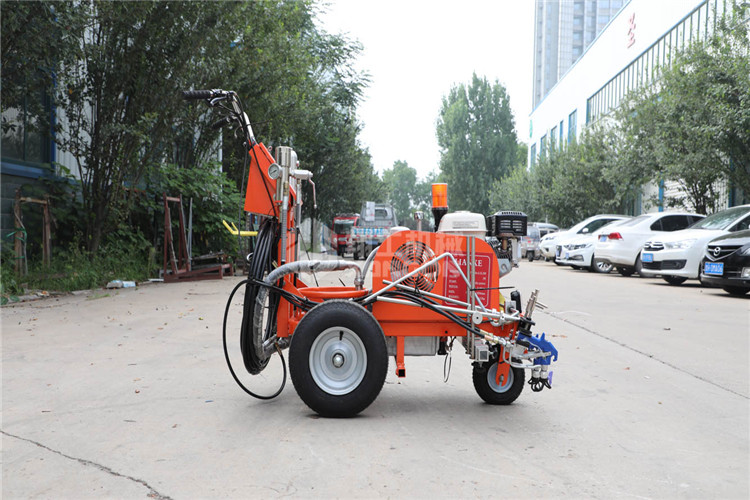 道路標線施工后起皮的原因
